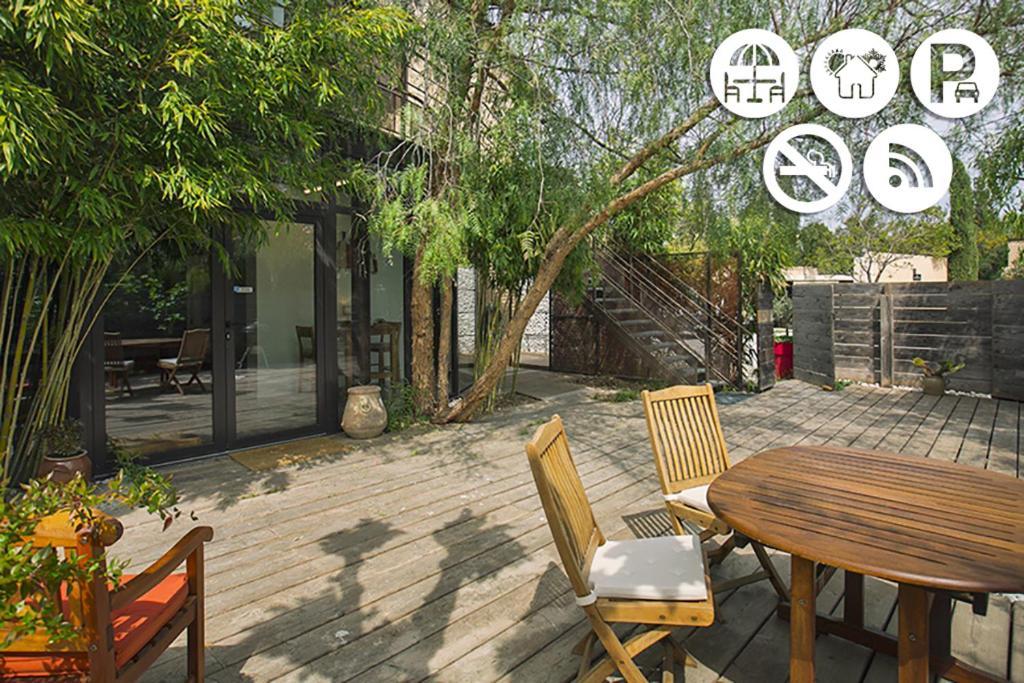 Les Aromatiques - Terrasse & Parking Prive A Villeneuve Les Avignon - Proche Golf Academy エクステリア 写真